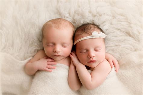 Twin Newborn Photographer In Tacoma Wa Boy Girl Babies 16 Christina