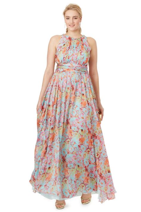 You've probably been poring over wedding details with your daughter for months now, but it's time to do something for you. Mother of the Bride Dresses for a Beach Wedding | Maxi ...