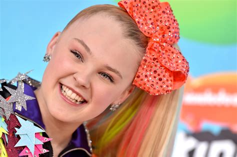 jojo siwa couldn t sleep for three days” after coming out them