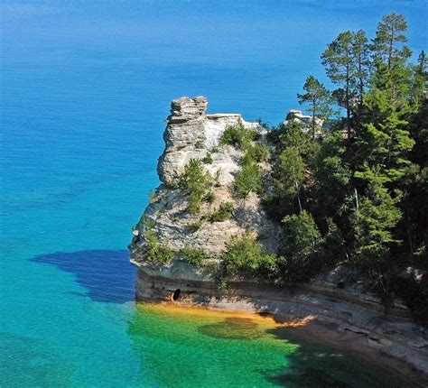 Pictured Rocks National Lakeshore Deals With Newfound Popularity