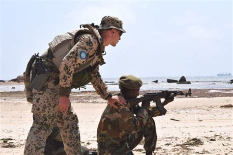 Somali National Army Officers Participate In Live Shooting Range Under EU Training Mission