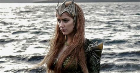 Aquaman Liberadas Duas Novas Fotos De Amber Heard Nos Bastidores Do