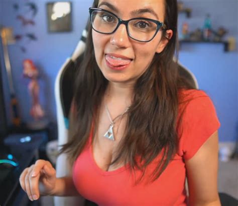 I Want To Titty Fuck Mommy Trisha Hershberger Until I Cum All Over Her Pretty Face I Want Her