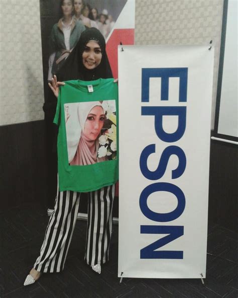 Em couture clients dresses on sale. Pin di JFW Daily Instagram Updates
