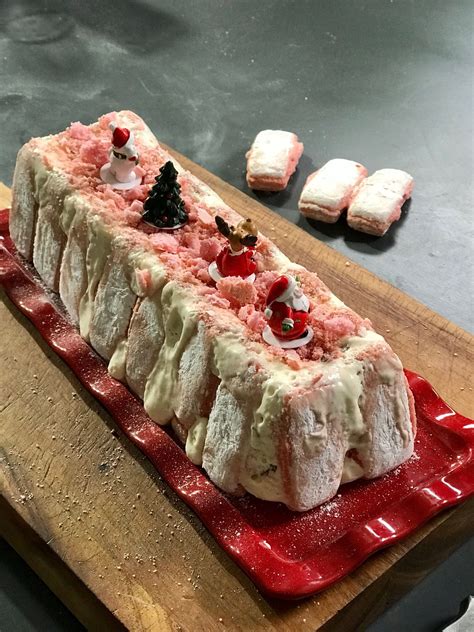 Ma recette de bûche glacée aux biscuits roses de Reims