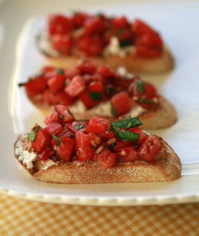· slice the baguette into ½ inch pieces. Tomato, Basil and Goat Cheese Bruschetta
