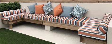 Garden and patio furniture cushions come in an array of fabrics such as luxurious 100% cotton and harder wearing nylons and polyesters. Outdoor Cushions for Garden Furniture - Bespoke ...