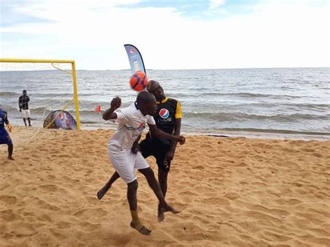 Beach Soccer Stomers Kiu Survive Late Scare To Qualify For Playoffs