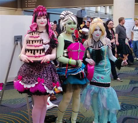 Photographer Monster High Cosplayers At Megacon Amazing Cosplay