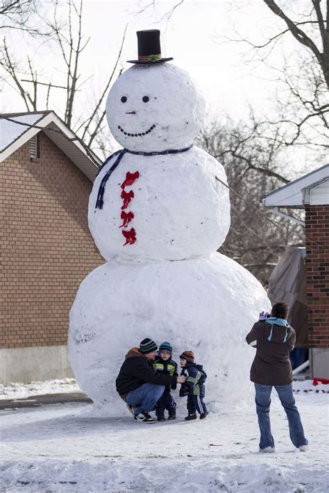 Super Sized Snowman Built In Ontario Picture Fun News Digital Spy