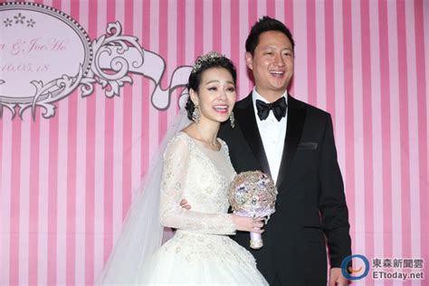 Search for text in self post contents. 王思佳嫁對人!老公加碼送鑽戒「不給老婆要給誰」 | ETtoday星光雲 | ETtoday新聞雲