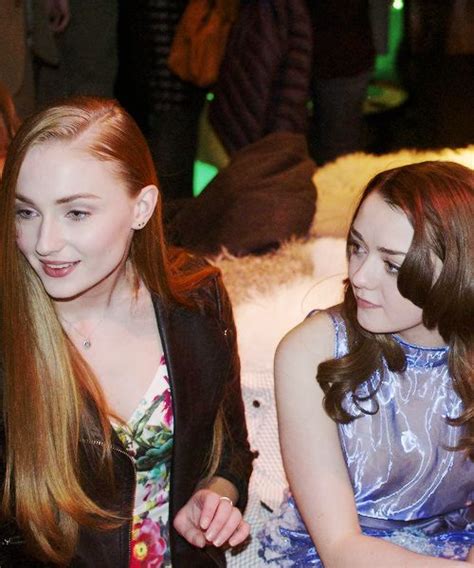 Sophie And Maisie Sophie Turner Photo 35530491 Fanpop