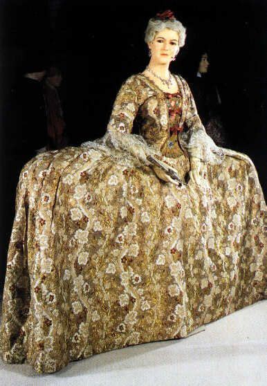 1745 Mantua Dress For Court 18th Century Clothing 18th Century Fashion