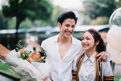 With more than 1.9 million loyal followers on instagram, you could even say it's… the daddy of all dad joke social media accounts. "แบงค์ ธิติ" ยิ้มรับช่วงนี้ฮอตขึ้น ออกตัวแฟนเข้าใจไม่หวง ...