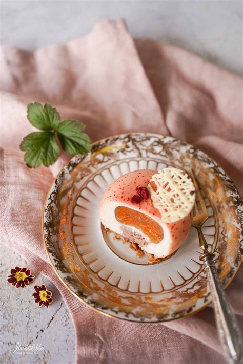 Ein echter klassiker!pfefferkuchen:500g (4 cups) mehl375g (1 3/4 cup) zucker1 packung (45g) schokopudding mischung (zum aufkochen). Pfirsich-Holunderblüten Törtchen mit rosa Pfeffer - Maren ...