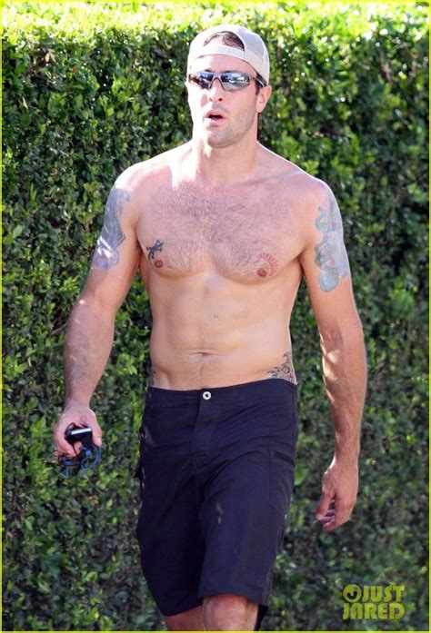 alex o loughlin oh my yeah now you know the reason for my liking hawaii 5 0 attrice