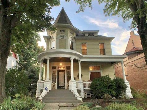 Old Houses For Sale — Captivating Houses Old Mansions Victorian