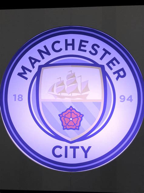 Manchester City Unveil New Club Badge Manchester Football