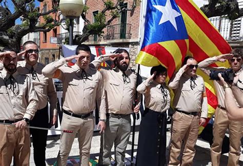Grandísimo ridículo de la ultraderecha catalana Vuelven los escamots