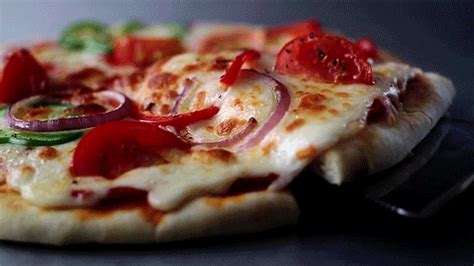 Smullen Deze Drie Heerlijke Nieuwe Pizza S Vind Je Bij New York Pizza Indebuurt Nijmegen