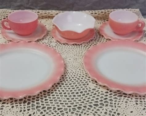 S Hazel Atlas Pink Crinoline Luncheon Plate Saucers Tea Cups