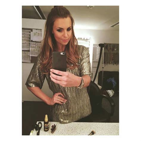 Laura wontorra war von einer überraschung regelrecht geschockt und bekam pipi in die augen: Pin von Poldi Müller auf Weiblich#Laura Wontorra (mit ...