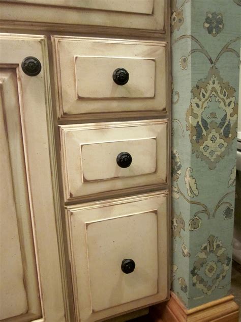 Antique oil finish is recommended for interior wood surfaces such as cabinets, tables, paneling, doors and trim. Dixon Specialty Finishes LLC: Louisville Faux- Hand ...