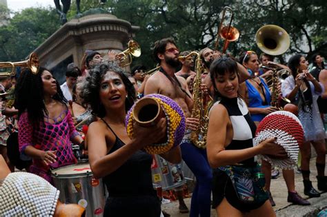 Carnaval De Rua Do Rio Deve Movimentar R Bilh O