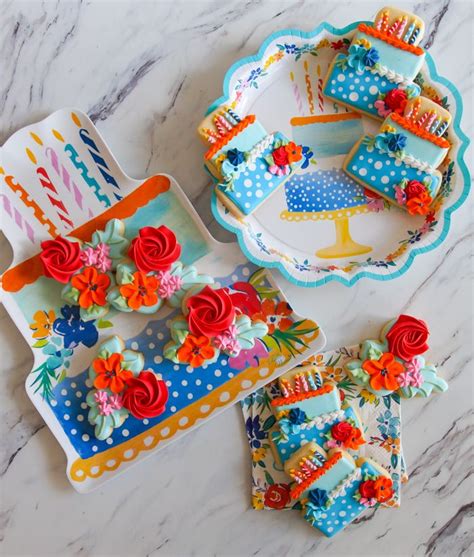 No chilling and easy rolling as well as the perfect flavor! The Pioneer Woman Birthday Flowers Party Cookies | Birthday woman, Birthday cookies, Flower cookies