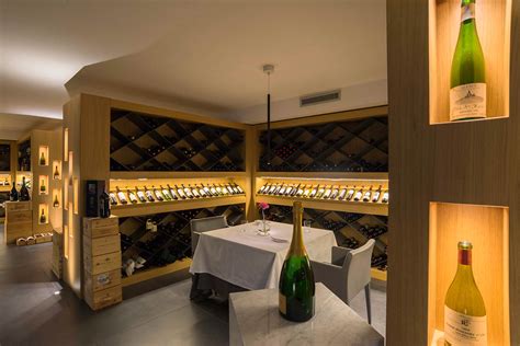 Prima di arrivare a parma, terry giacomello aveva già lavorato al st.hubertus in alta badia, al mitico ristorante elbulli insieme a ferran adria (lo chef che. grandeCucina Magazine. Inkiostro/Terry Giacomello on Behance