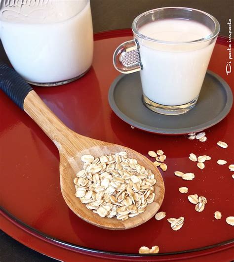 Dieci volte meno, pertanto, di tutto quello presente in commercio che ha un costo ultimo fattore, importantissimo da considerare: Di pasta impasta: Latte di avena fatto in casa (versione ...