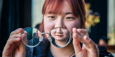 Hiv merupakan suatu virus yang memang sangat licik yang berada di dalam tubuh dan menyerang sistem kekebalan tubuh seseorang yang pada akhirnya mengakibatkan. 11 Ciri-Ciri Mata Silinder dan Minus, Pengobatan dan ...
