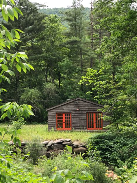 Easy & quick registration · affordable rates · trusted owners A cozy Catskills cabin | Catskills, House styles, Cabin