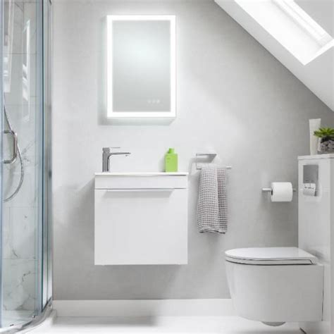 Clever storage options and smart finishes means that even the smallest of bathrooms can be stylish as well as practical. Small ensuite bathroom ideas - Victorian Bathrooms 4u
