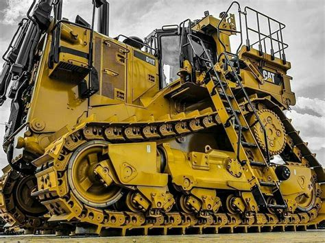 Cat D11 Bulldozer Heavy Construction Equipment