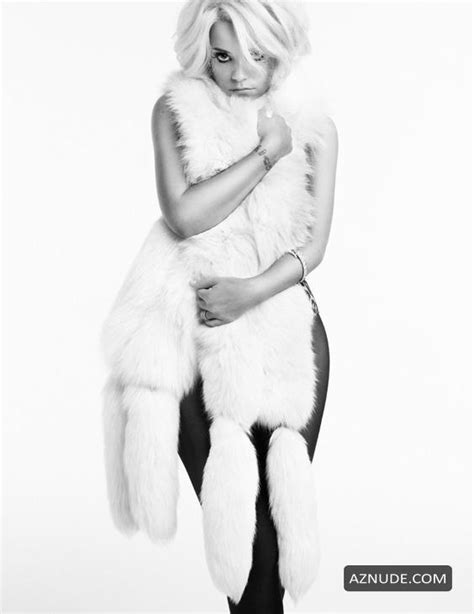 Lily Allen Nudesexy Black And White Photos From A Photoshoot By
