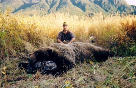 Grizzly Bear Hunt With The Best Hunt With A Company You Can Trust