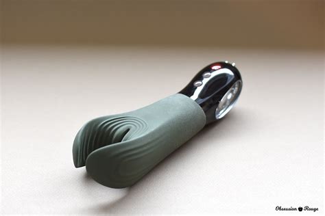 Review Manta Penis Vibrator Fun Factory Obsession Rouge