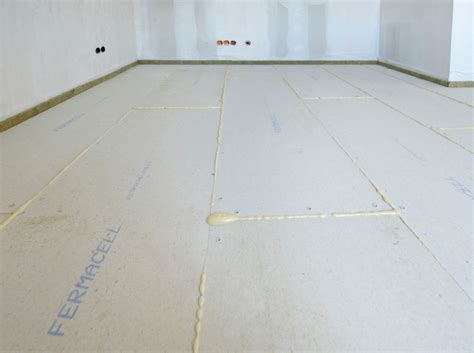 Die verlegung großformatiger fliesen und platten stellt besonders hohe anforderungen an die qualität des untergrundes. Passender Bodenaufbau für jedes Projekt - Bauhandwerk