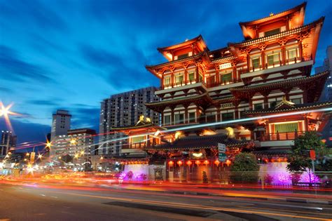 Музей искусства и науки artscience. 12 Best Night Spots in Chinatown - Where to Go at Night in ...