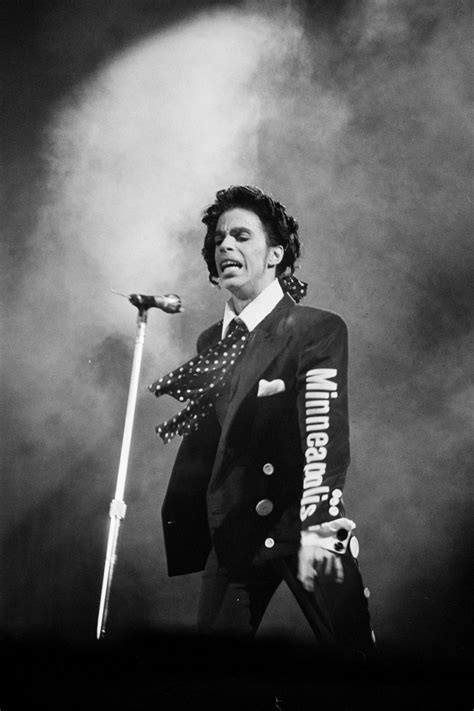 Representing His Hometown Minneapolis During A Performance Prince Dead