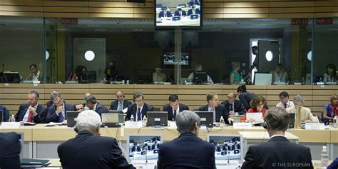  europeo (vedi slides successive) e consiglio dei ministri. CONSIGLIO DEI MINISTRI AGRICOLI E DELLA PESCA DELL'UNIONE ...