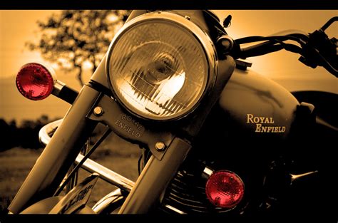 Royal enfield thunderbird 500x yellow motorcycle hd wallpapers. Royal Enfield HD Wallpaper Collections - HD and 4K ...