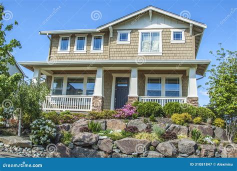 Suburban House Stock Image Image Of Huge Luxurious 31081847