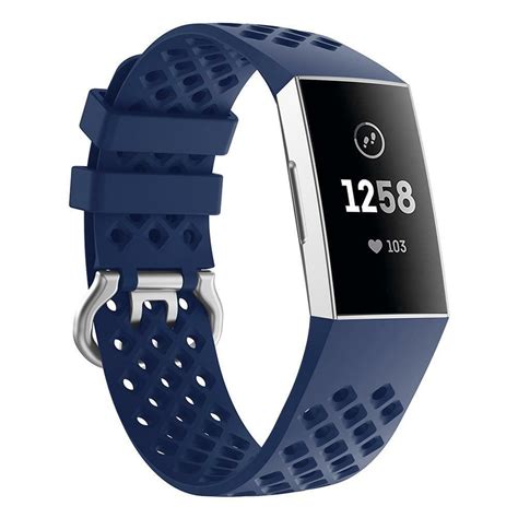 The fitbit charge 3 has many great upgrades, and battery life is excellent. Fitbit Charge 3 siliconen bandje met gaatjes (donkerblauw ...