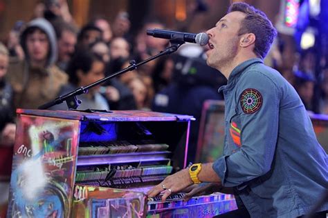 Coldplay Bring ‘paradise To Rockefeller Center While