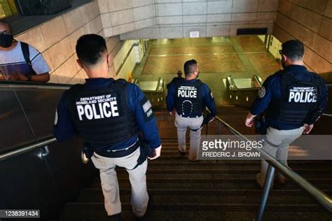 Homeland Security Officer Photos And Premium High Res Pictures Getty