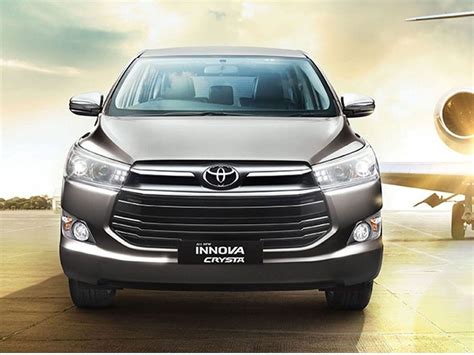 Toyota Innova Crysta Facelift Details Leaked