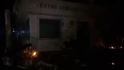 Video Reportan Un Atentado Con Explosivos En La Sede De La Alcaldía De Argelia Cauca Infobae