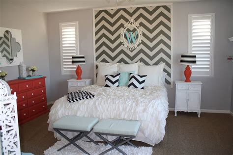 Every real estate in nigeria posted on this site is verified by real estate agents in chevron, lekki, lagos. How To Wallpaper A Space Using A Chevron Pattern